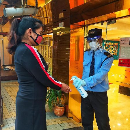 纳拉亚尼飞地酒店-近卡斯巴阿克罗波利斯购物中心 加尔各答 外观 照片