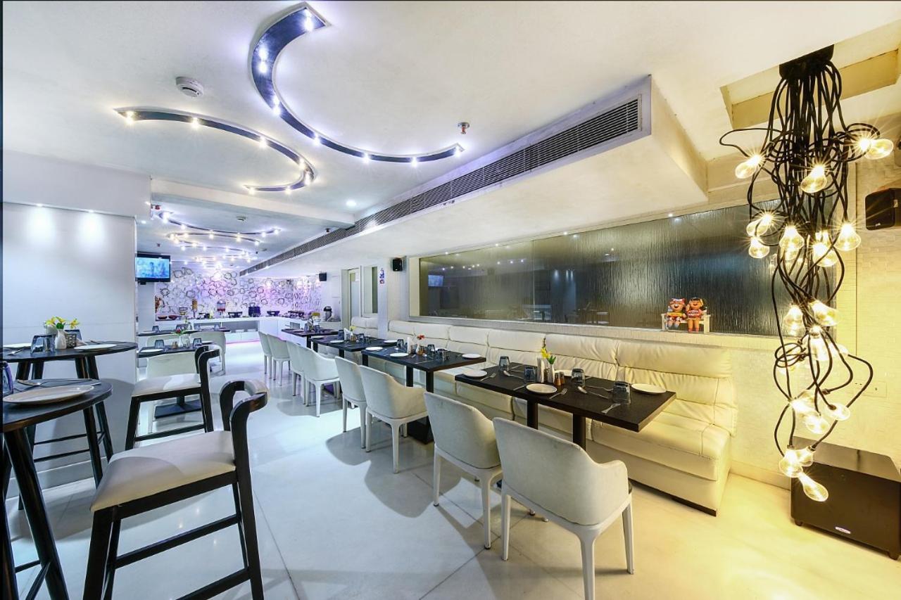 纳拉亚尼飞地酒店-近卡斯巴阿克罗波利斯购物中心 加尔各答 外观 照片